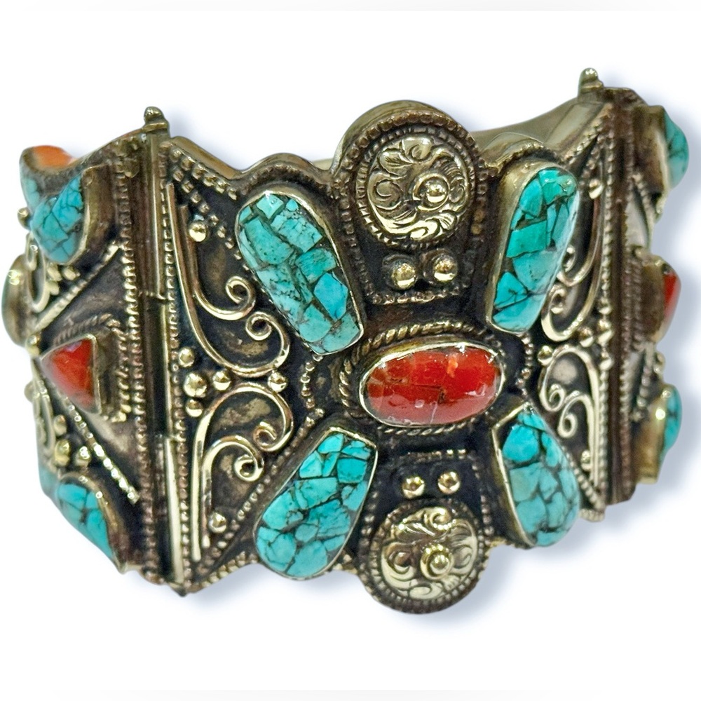 Vintage Tibetan / Nepali Silver Hinged Bracelet with Turquoise and Coral - Picture 2 of 16